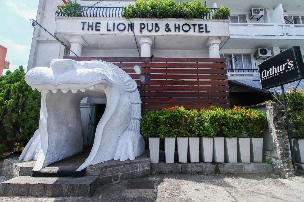 Image of  The Lion Pub & Hotel 