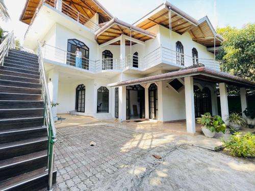 Image of  Unawatuna White Villa 