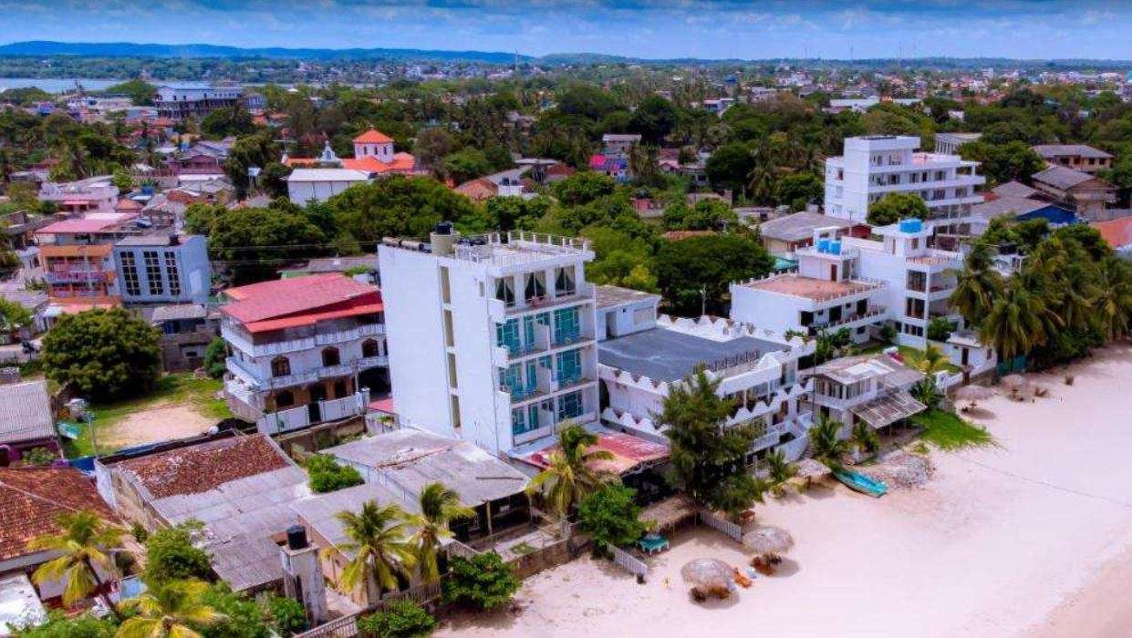 Image of  Trinco Beach by DSK 