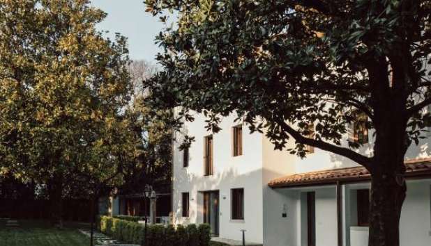 Image of  Bassano Club House 