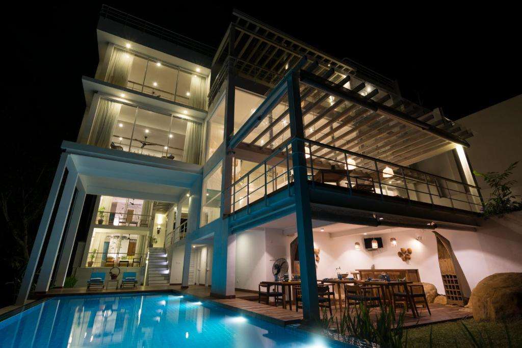 Image of  33 Lake Terrace 
