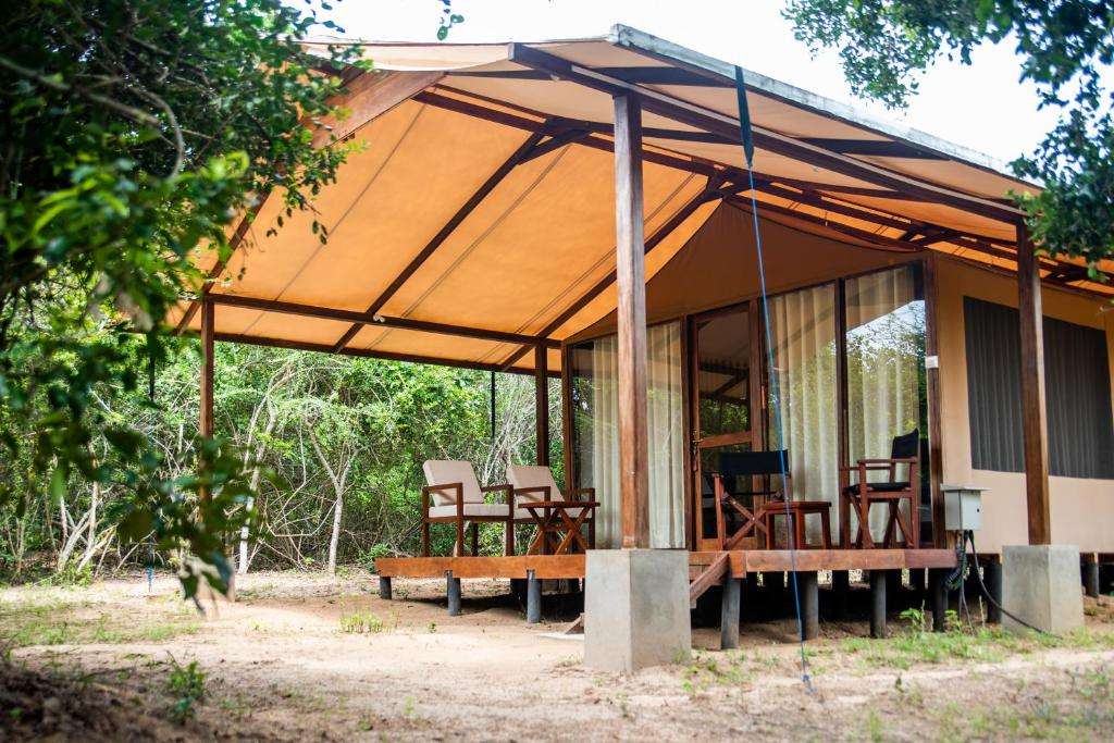 Image of  Wild Trails Yala by Suri 