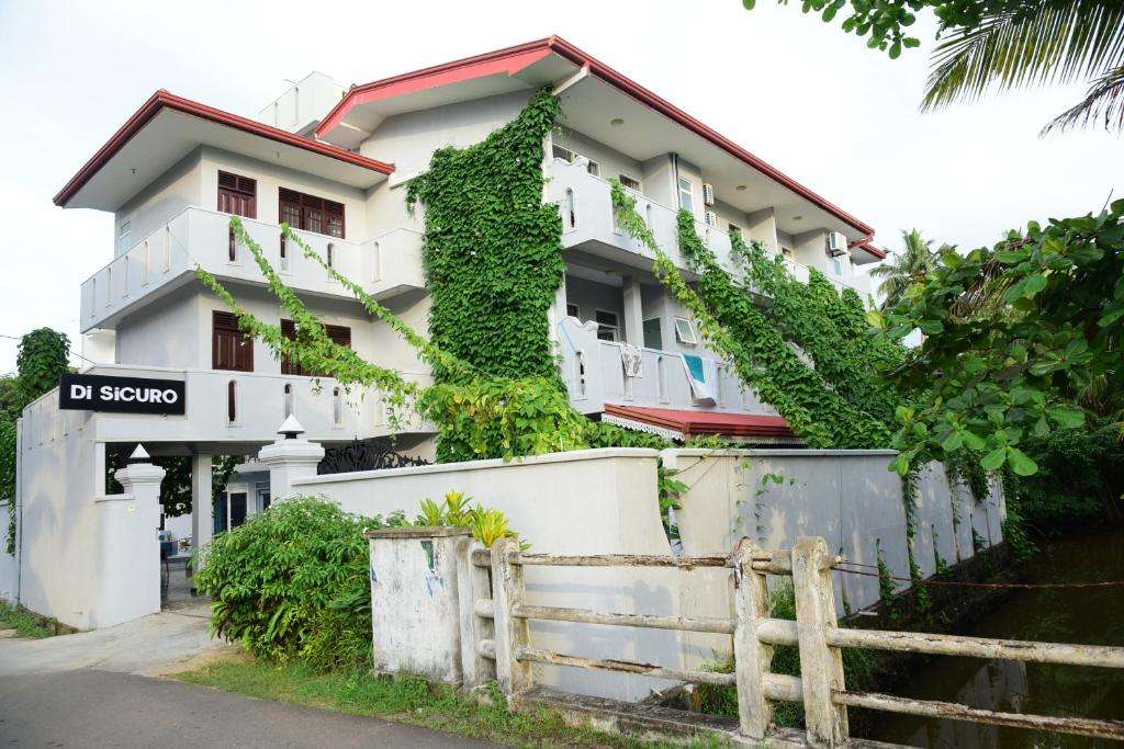 Image of  Di Sicuro Tourist Inn 