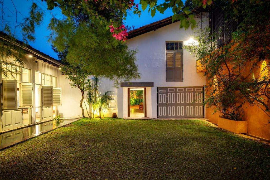 Image of  De Saram House by Geoffrey Bawa 