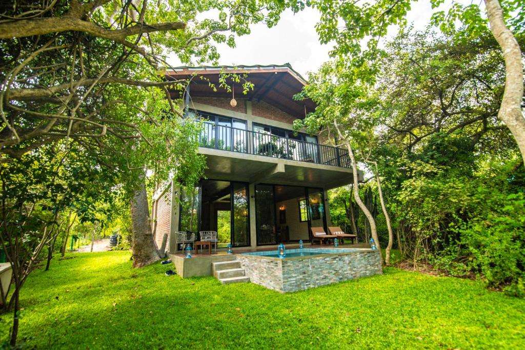 Image of  Flameback Eco Lodge 