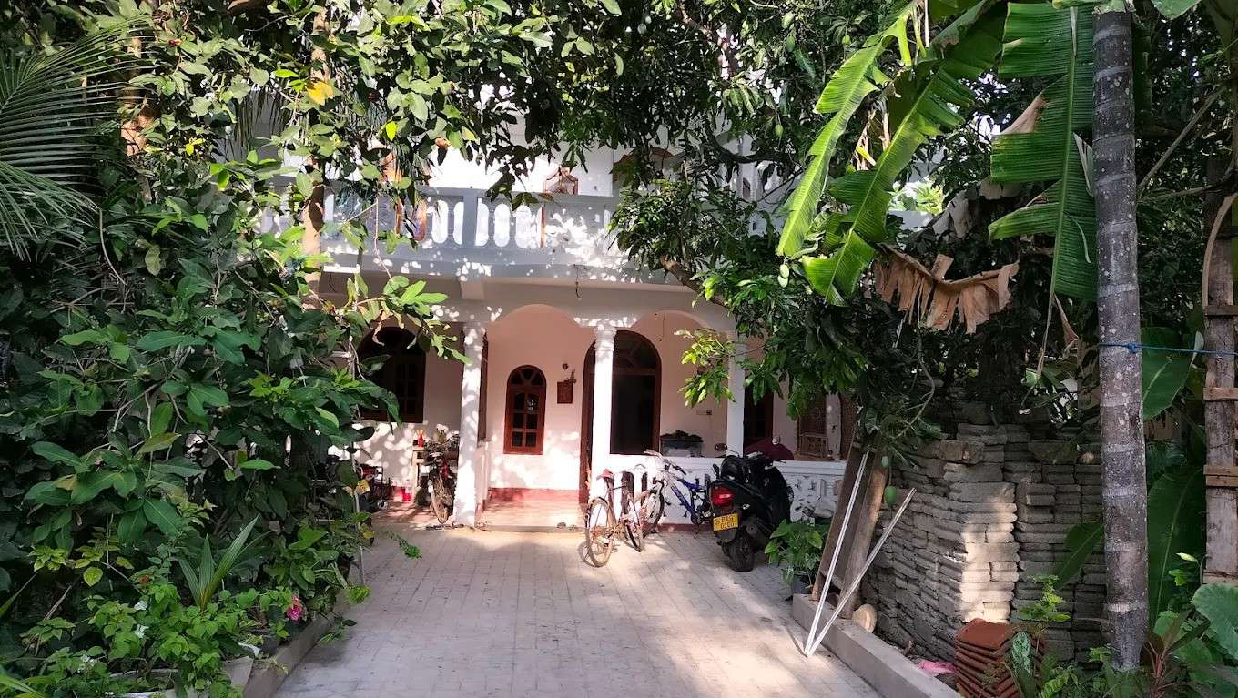 Image of  Pearl Rest 