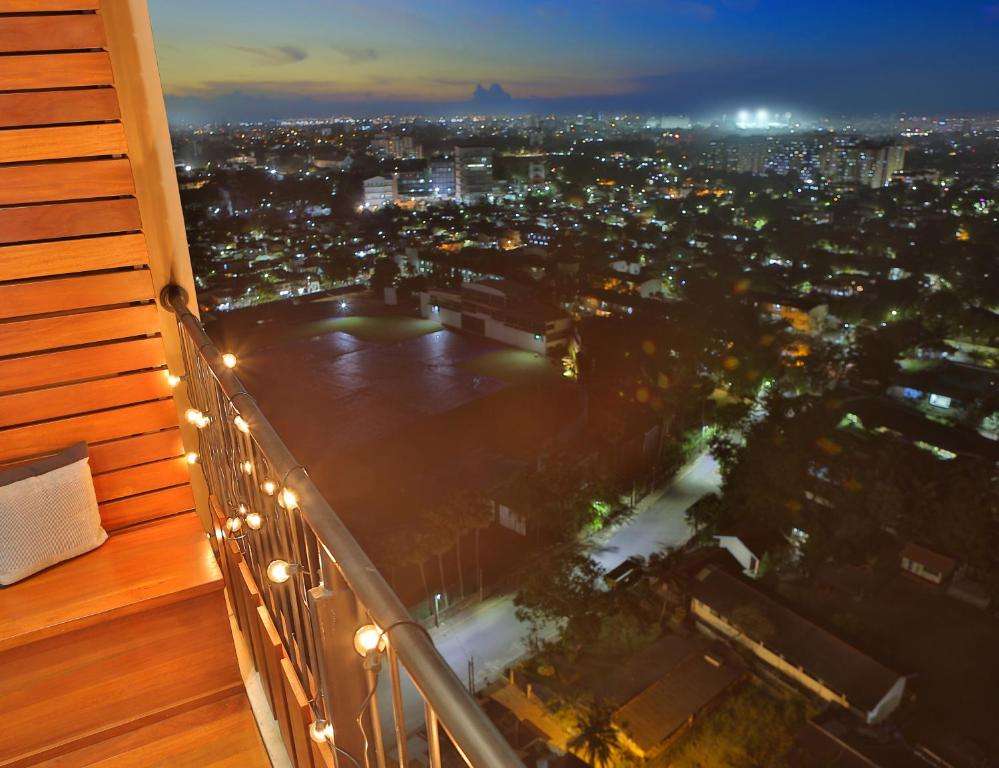 Image of  007 Colombo 