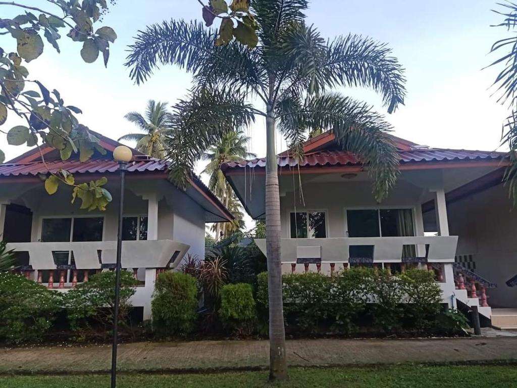 Image of  Loma Beach Resort 