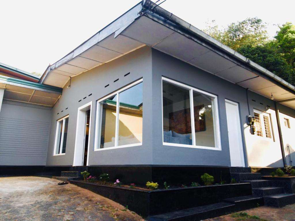 Image of  The Lake Round Guest House 