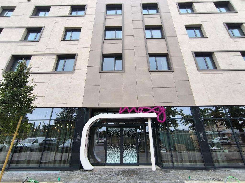 Image of  Moxy Verona 