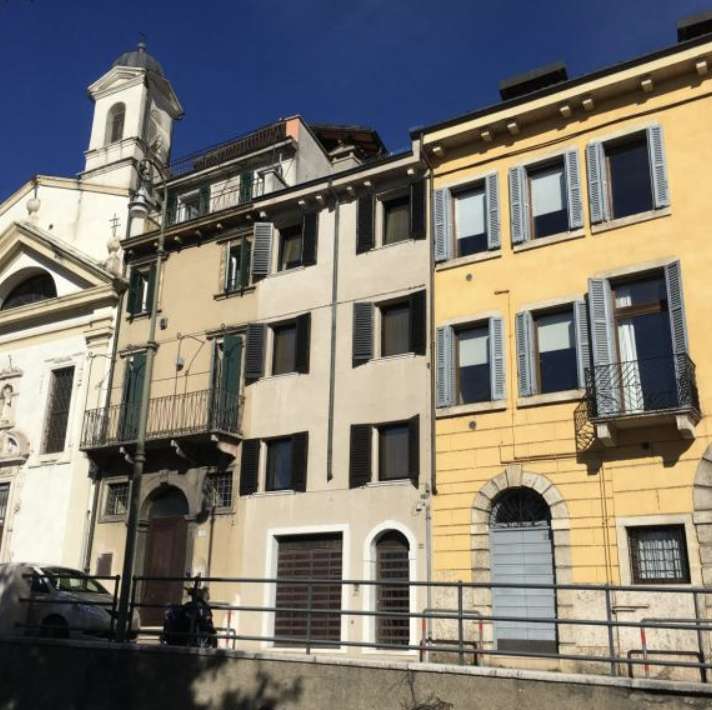 Image of  VeronaJourneys 