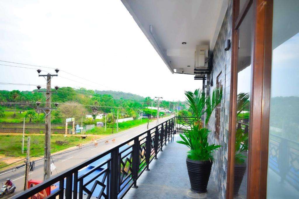 Image of  Trinco Elil 