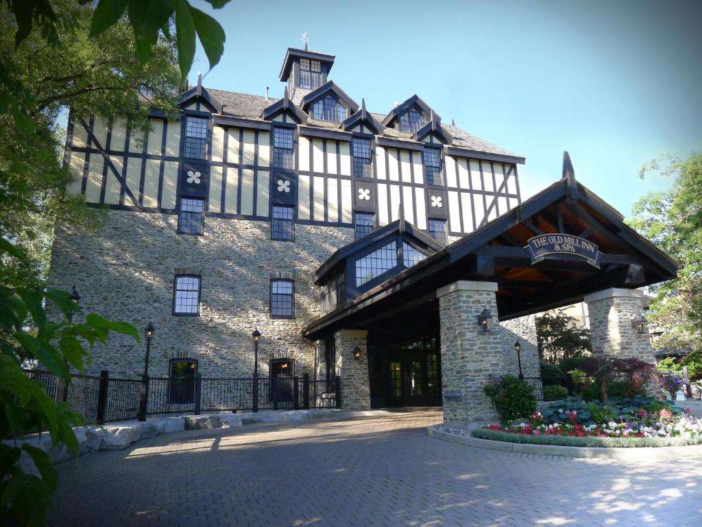 Image of  Old Mill Toronto Hotel 
