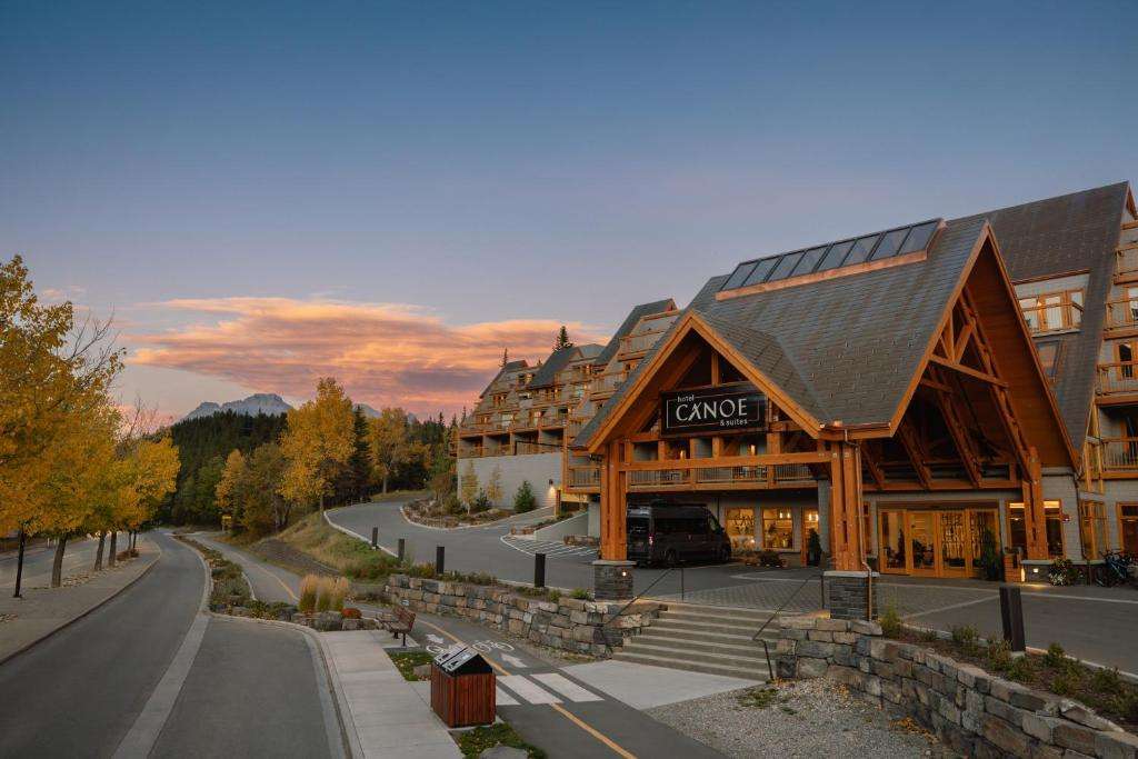 Image of  Hotel Canoe And Suites 