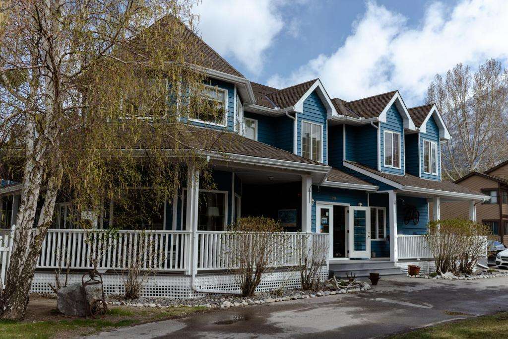 Image of  Lady MacDonald Country Inn 