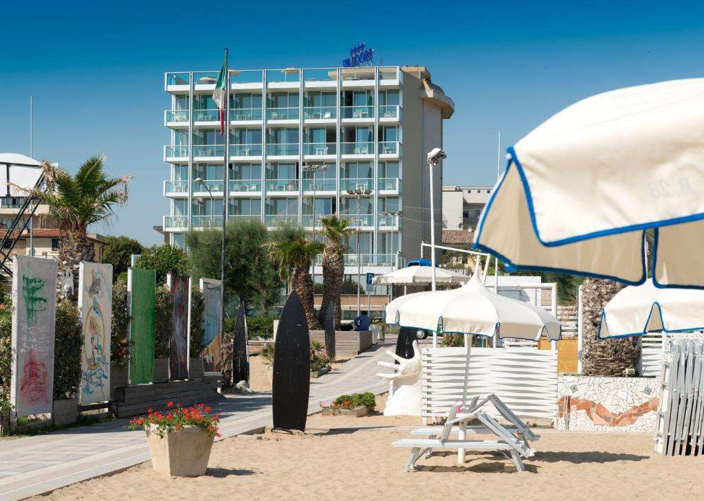 Image of  Waldorf Suite Hotel 