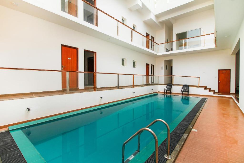 Image of  Meth Suites 