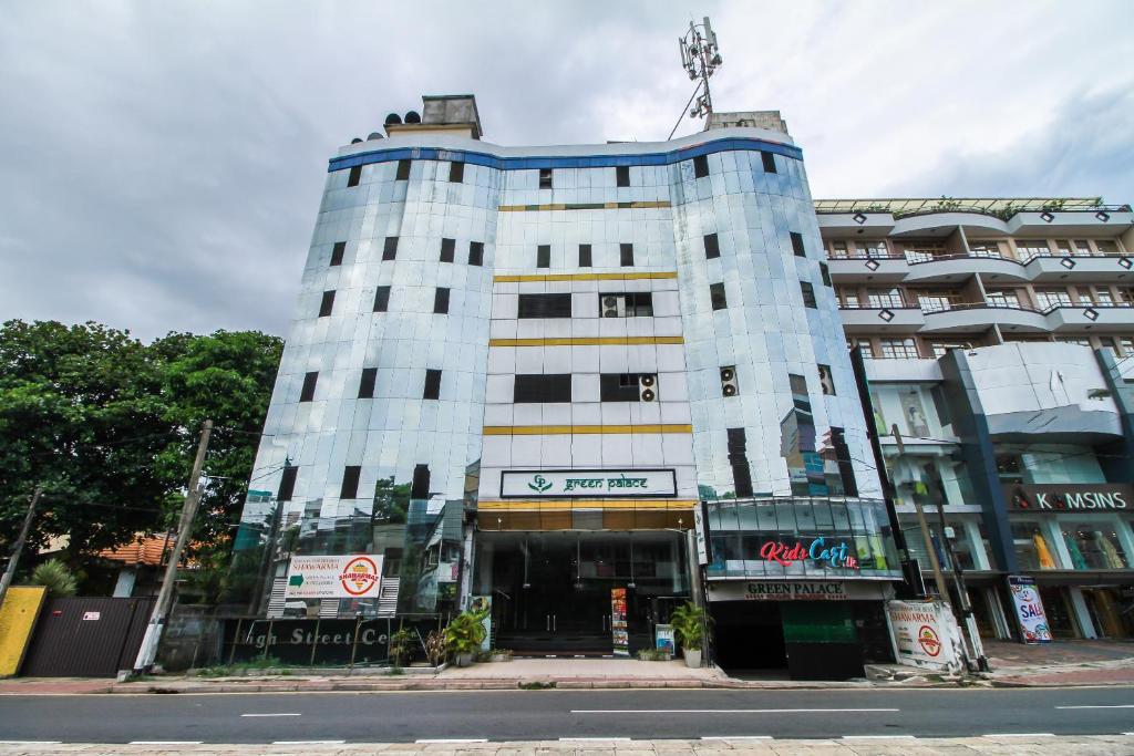 Image of  Green Palace 