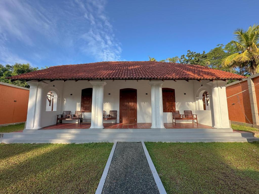 Image of  The Manor 