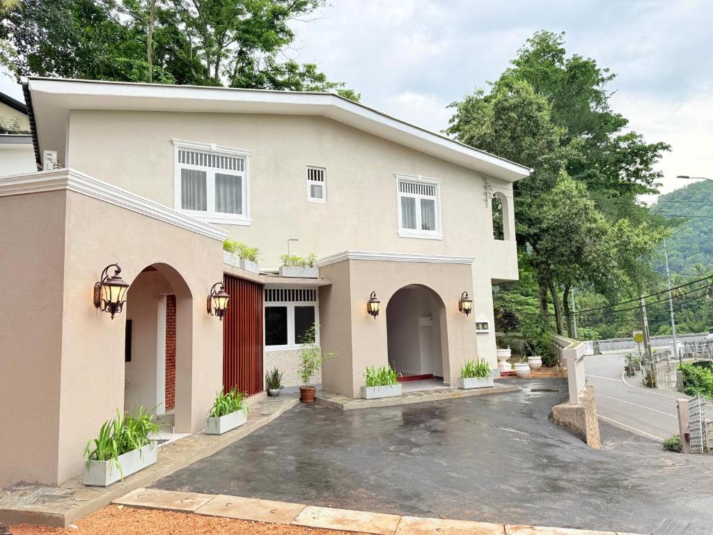 Image of  Avalong Resort By Malwatta 