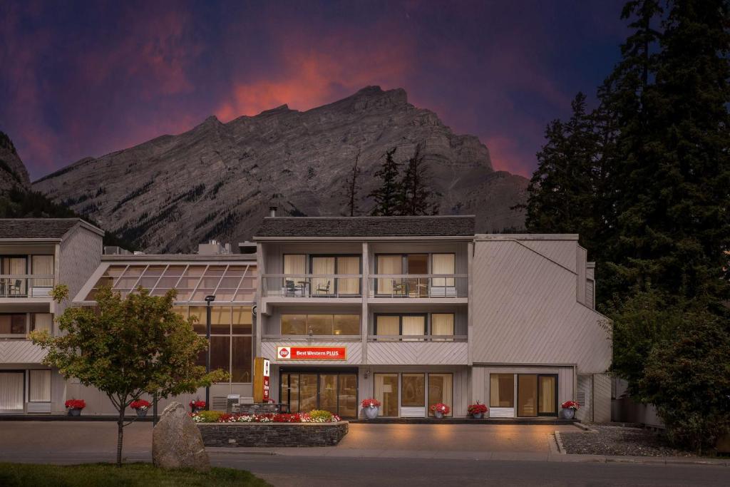 Image of  Best Western Plus Banff International Lodge 