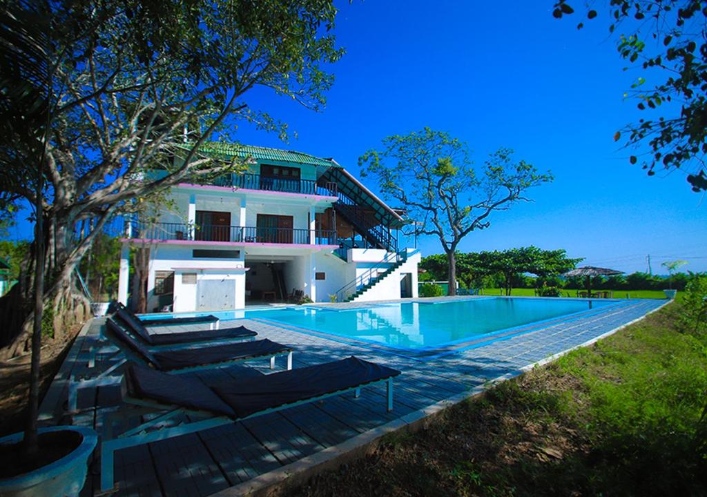 Image of  Birdsong Resort 