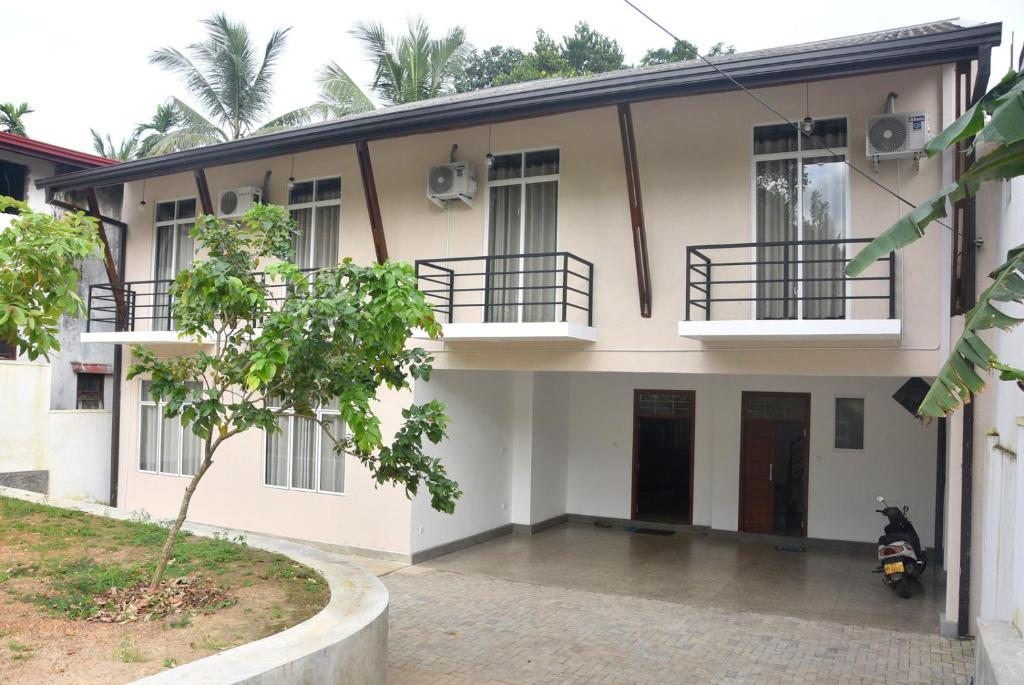 Image of  Grand White Hotel 
