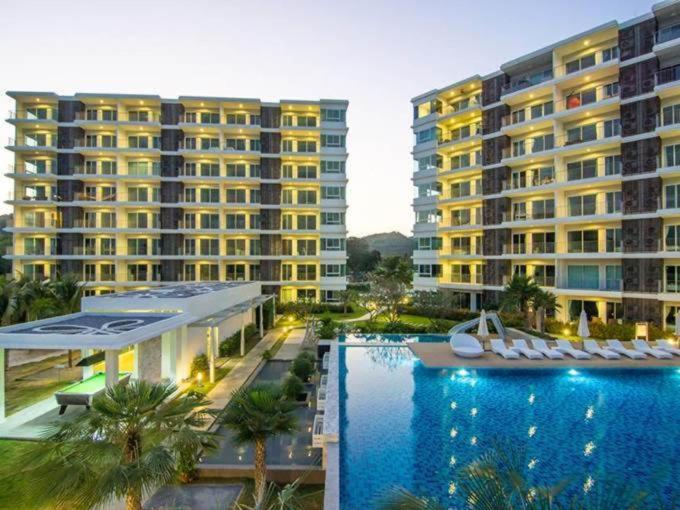 Image of  The Sea Condominium 