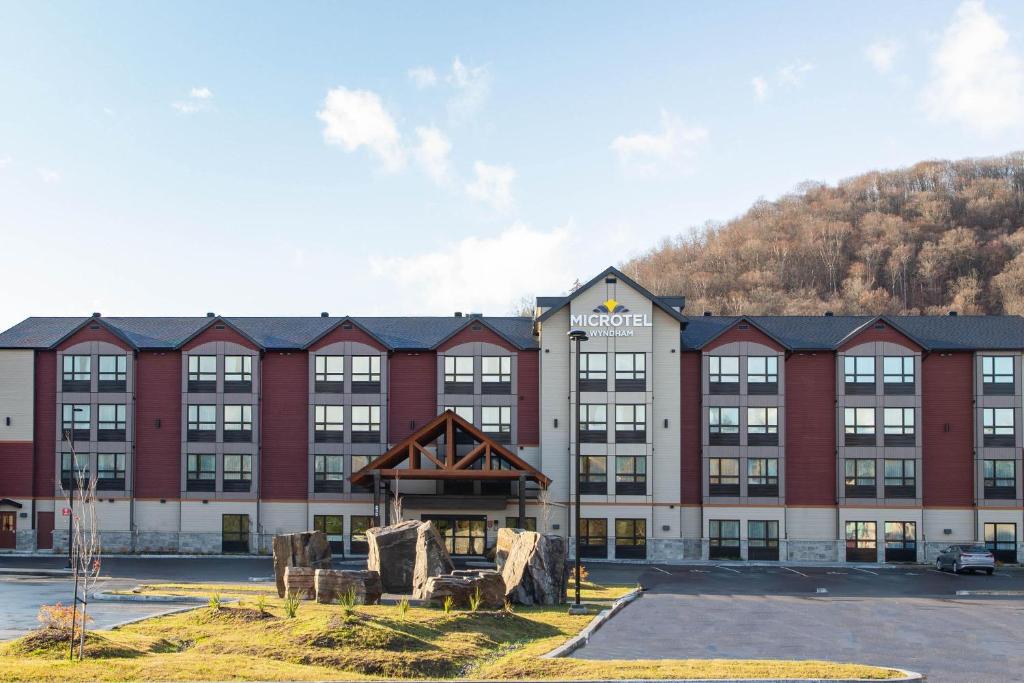 Image of  Microtel Inn & Suites By Wyndham Mont Tremblant 