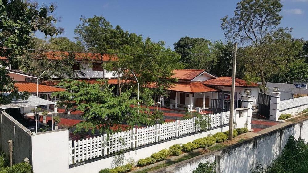 Image of  INTEC Kedella Guest 