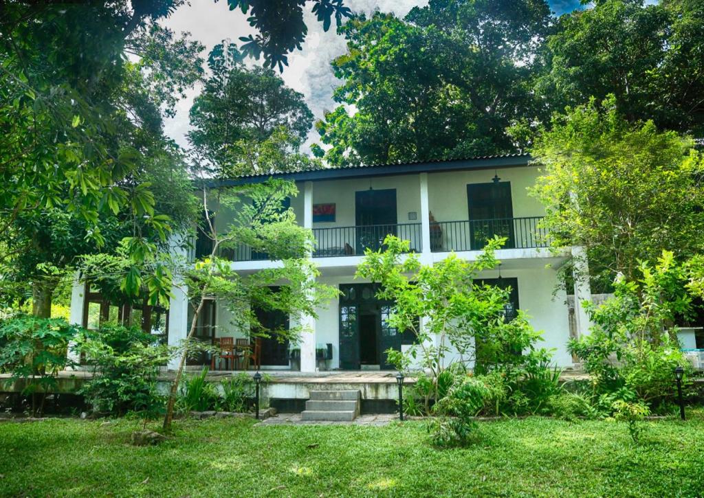 Image of  Villa By The Lake 