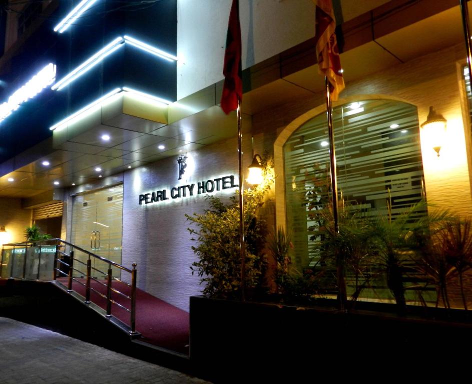 Image of  Pearl City Hotel 