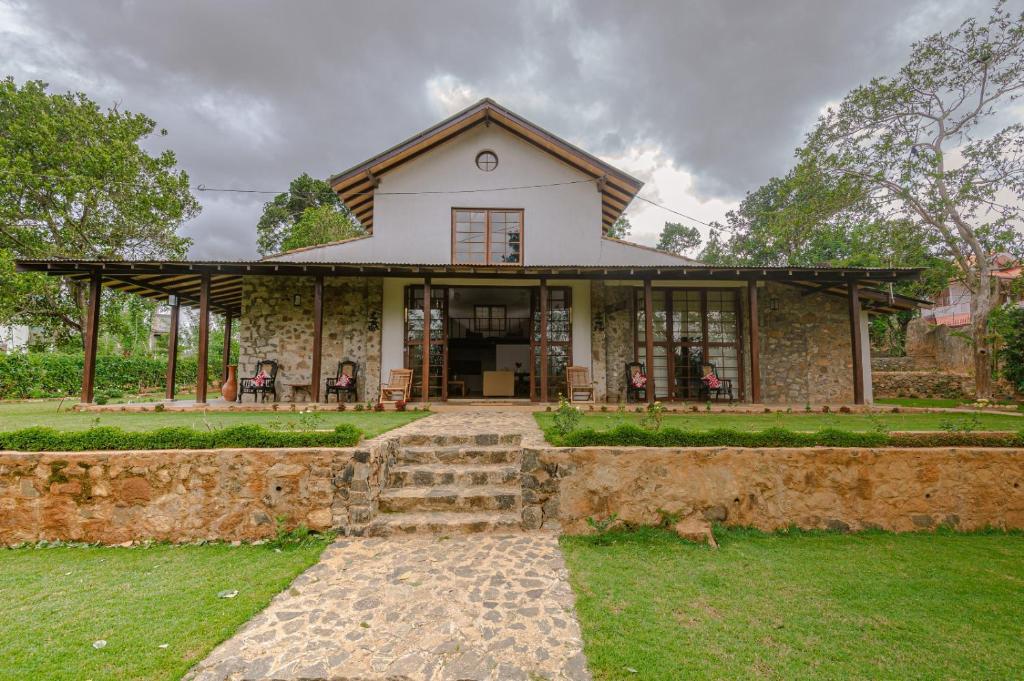 Image of  Eddie's Bungalow 