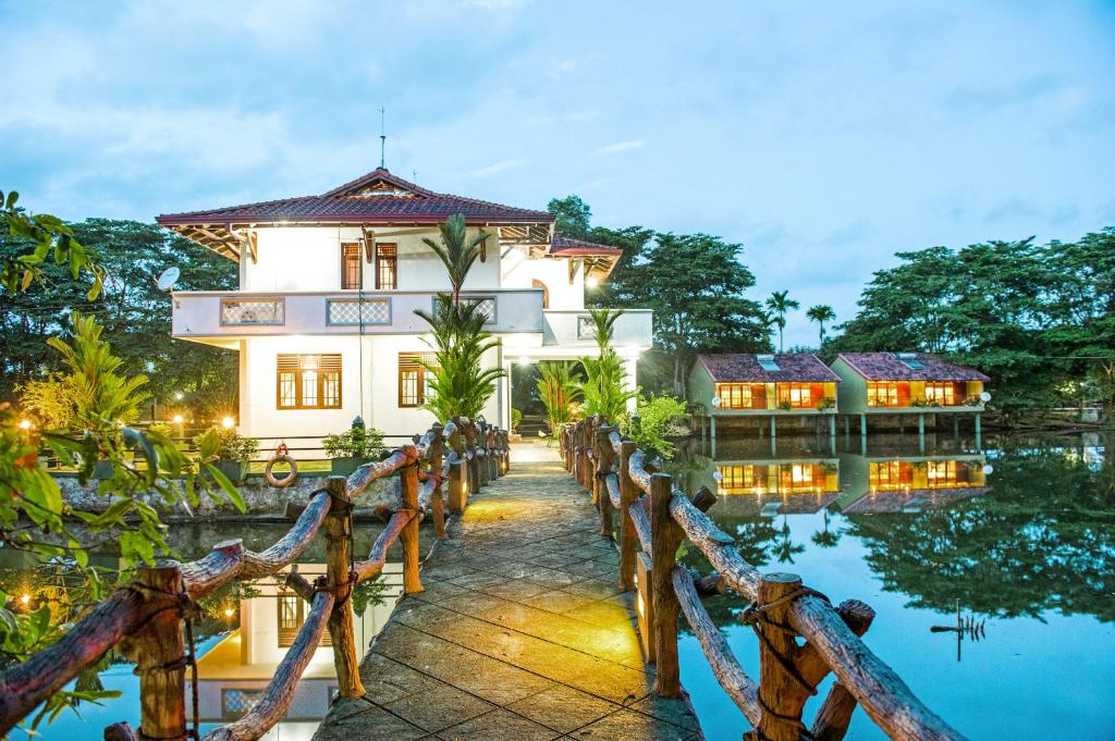 Image of  Wet Water Airport Resort 