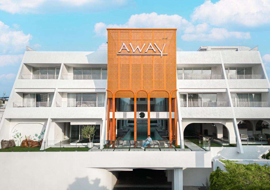 Image of  Away Riverside Kene 