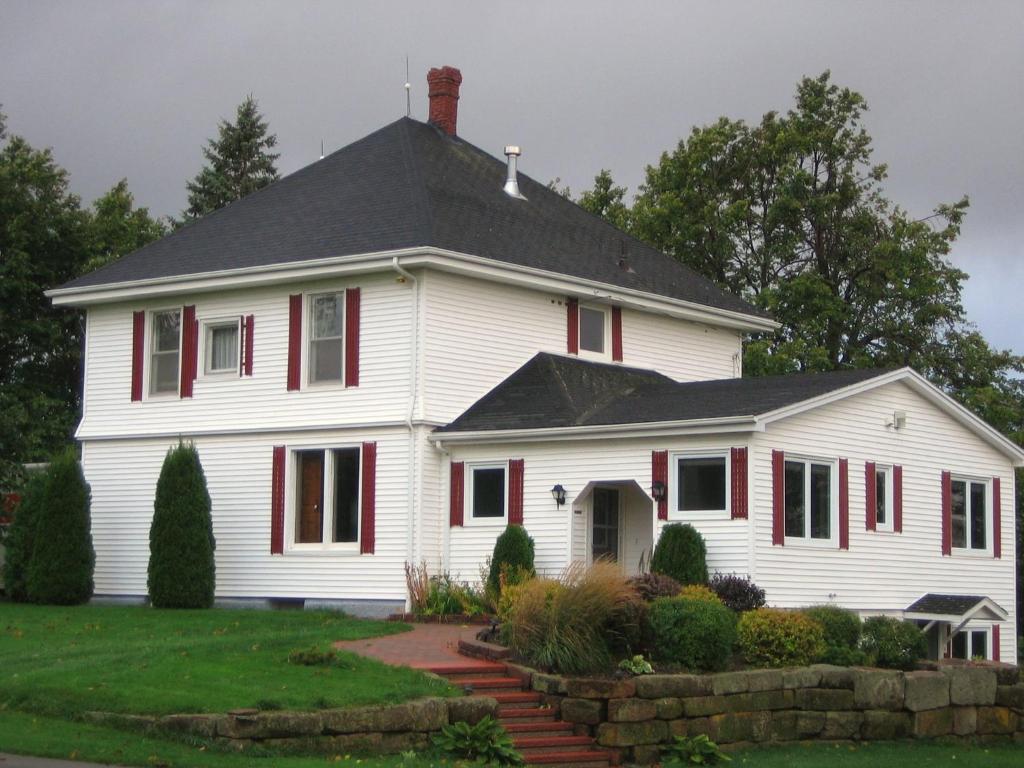 Image of  Linden Homestead 