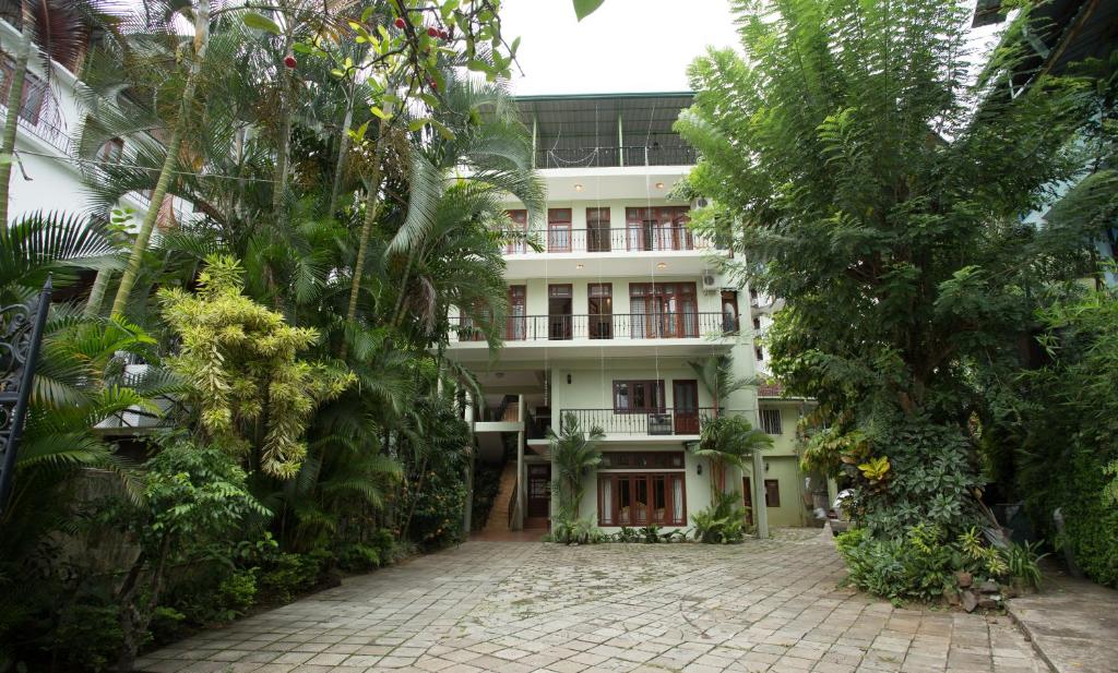 Image of  Amanda Hills 