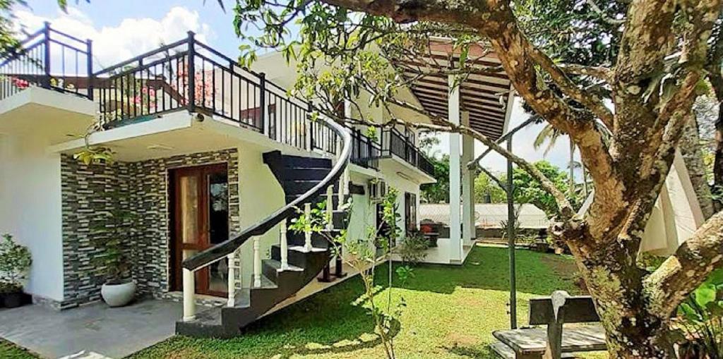 Image of  Villa 121 