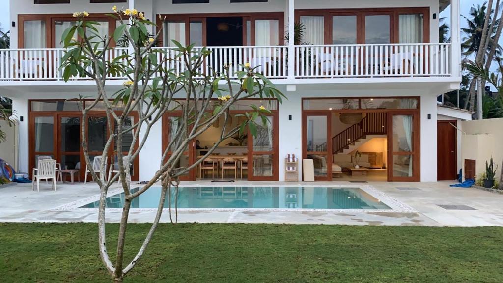 Image of  Lihinya Beach Villa 