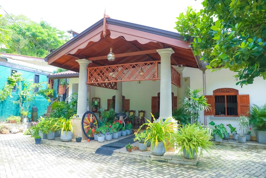 Image of  Lake Reach Hotel 